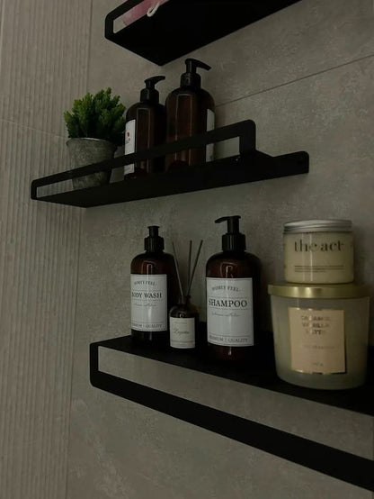 رفوف حمام عصرية بتصميم أنيق